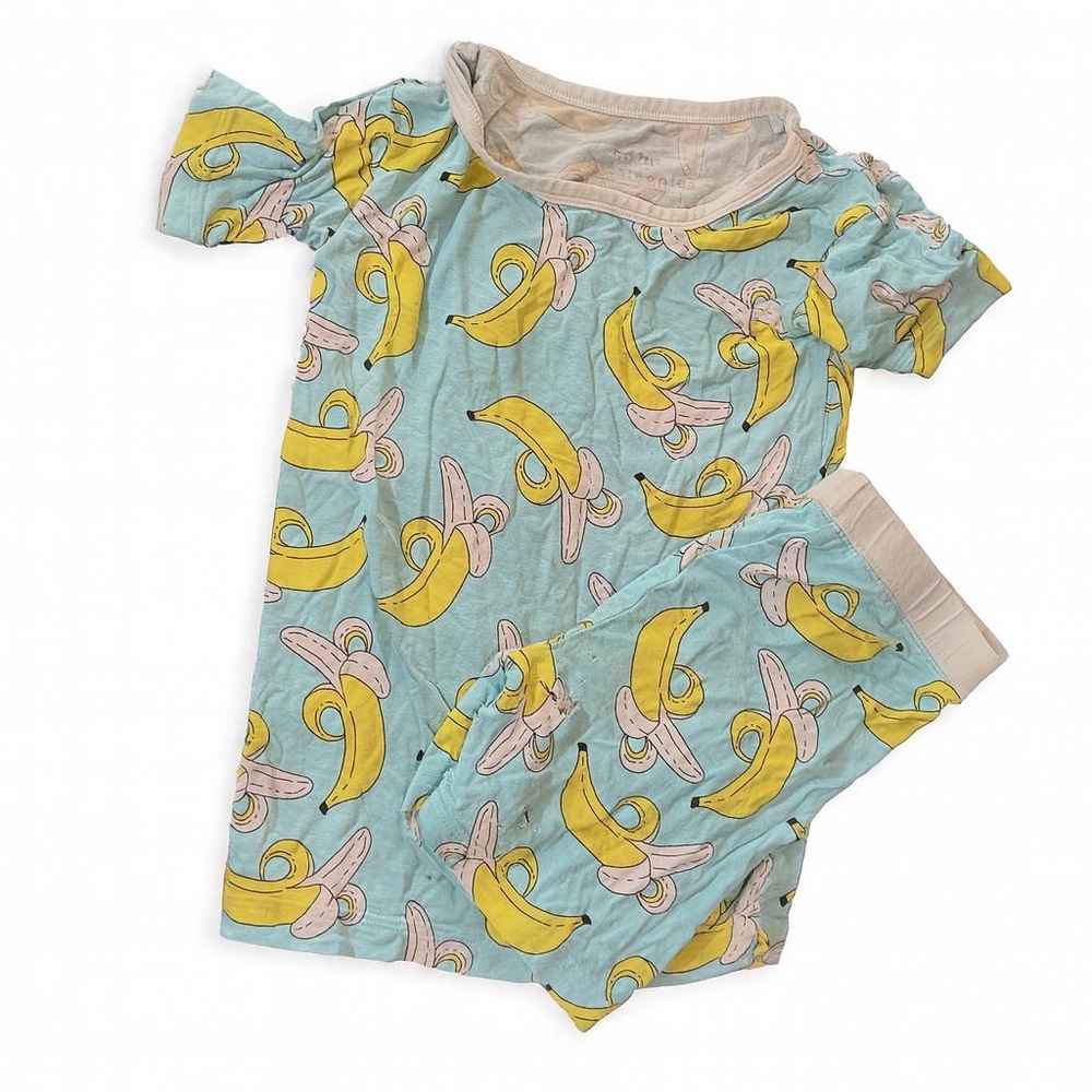 🍌 Little Sleepies “Bananas” Short Sleeve Pajama Set (3T)
